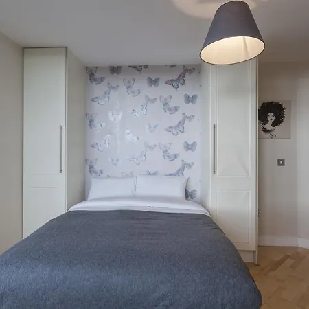 Modern By Premier City *